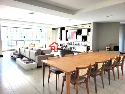 Apartamento, 3 quartos, 217 m² - Foto 2
