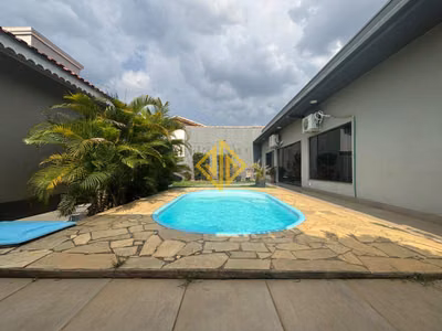 Casa, 4 quartos, 180 m² - Foto 1