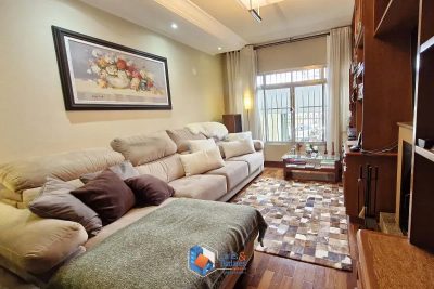 Sobrado, 3 quartos, 223 m² - Foto 1