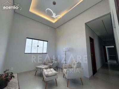 Casa, 3 quartos, 172 m² - Foto 2