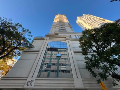 Apartamento, 3 quartos, 123 m² - Foto 1
