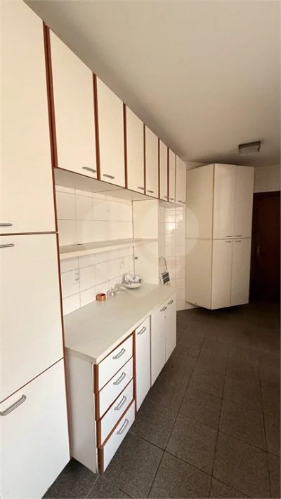 Apartamento, 3 quartos, 140 m² - Foto 4