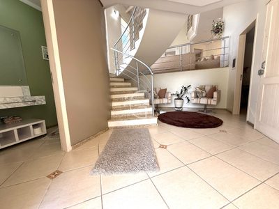Casa, 4 quartos, 266 m² - Foto 4