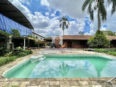 Casa, 5 quartos, 456 m² - Foto 1