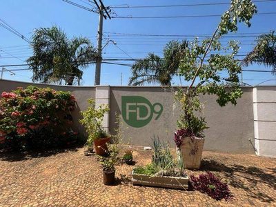 Casa, 4 quartos, 230 m² - Foto 3