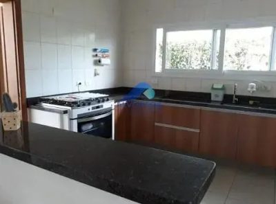 Casa, 3 quartos, 218 m² - Foto 4