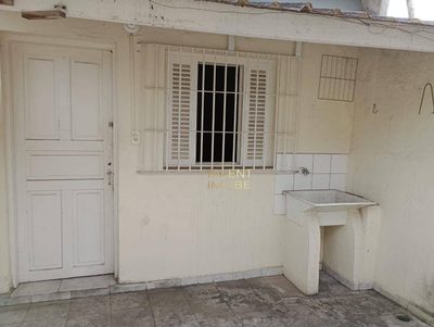 Sobrado, 2 quartos, 220 m² - Foto 1