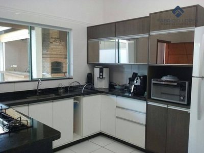 Casa, 3 quartos, 176 m² - Foto 2