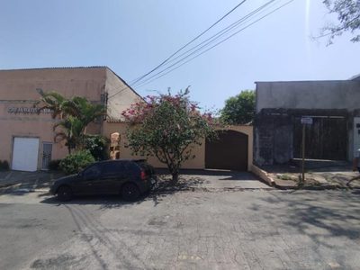Casa, 4 quartos, 250 m² - Foto 2