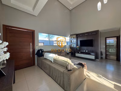 Casa, 4 quartos, 260 m² - Foto 1