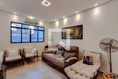 Casa, 5 quartos, 180 m² - Foto 2