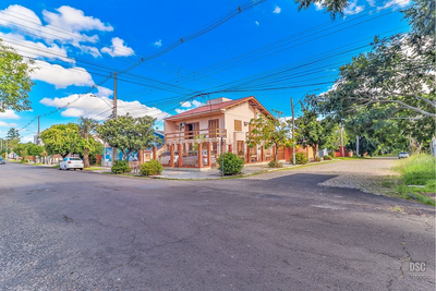 Casa, 6 quartos, 321 m² - Foto 1