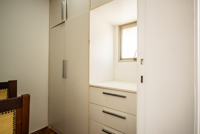 Apartamento, 3 quartos, 145 m² - Foto 2