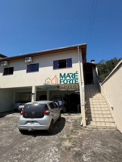 Casa, 7 quartos, 319 m² - Foto 1