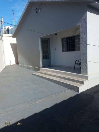 Casa, 7 quartos, 285 m² - Foto 1