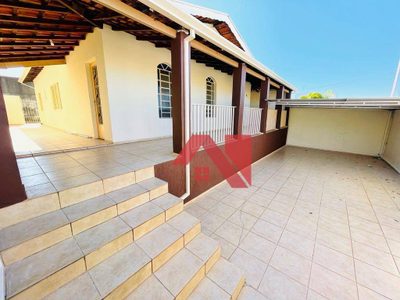 Casa, 3 quartos, 157 m² - Foto 2