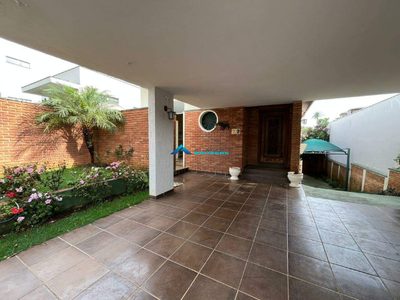 Casa, 4 quartos, 265 m² - Foto 1