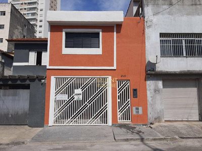 Casa, 2 quartos, 130 m² - Foto 1