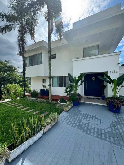 Casa, 4 quartos, 450 m² - Foto 1