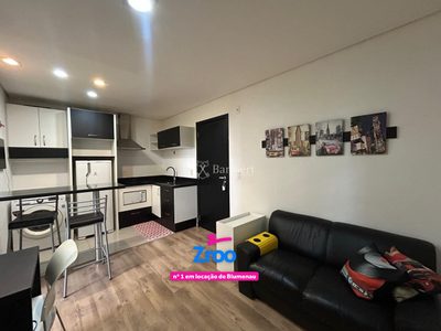 Apartamento, 1 quarto, 27 m² - Foto 1
