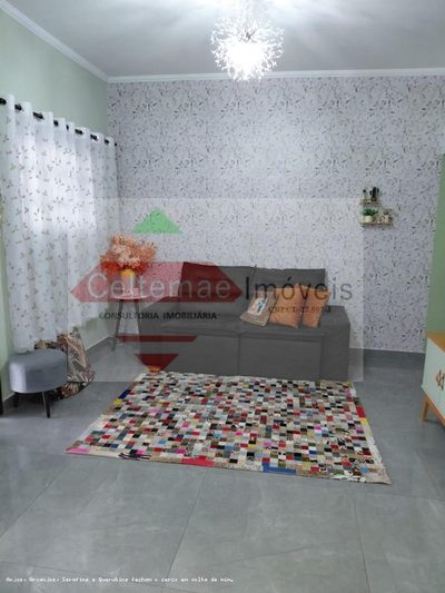 Casa, 3 quartos, 233 m² - Foto 3