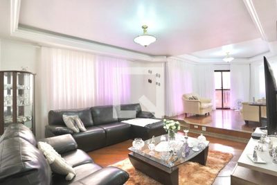 Casa, 3 quartos, 256 m² - Foto 1