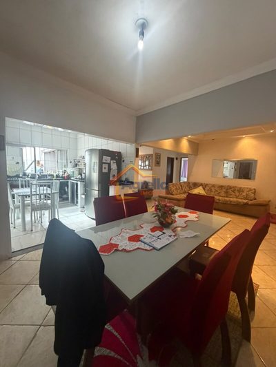 Casa, 3 quartos, 168 m² - Foto 4