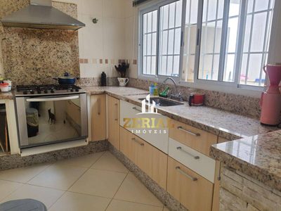 Sobrado, 3 quartos, 243 m² - Foto 5