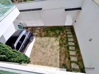 Casa, 3 quartos, 271 m² - Foto 1