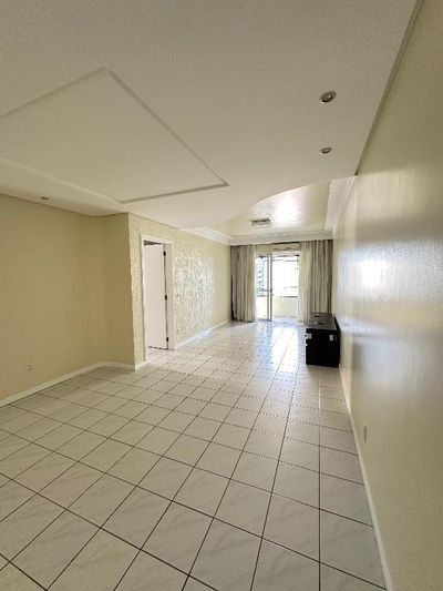 Apartamento, 3 quartos, 96 m² - Foto 2