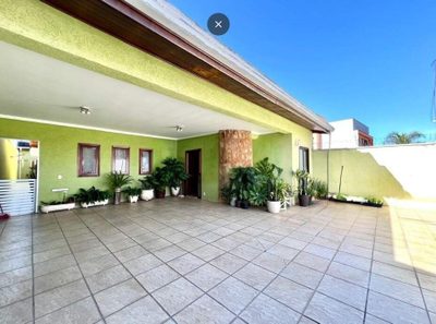 Casa, 3 quartos, 207 m² - Foto 1