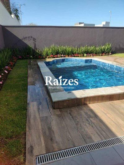 Casa, 4 quartos, 231 m² - Foto 4