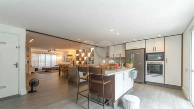Sobrado, 4 quartos, 280 m² - Foto 2