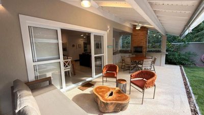 Casa, 5 quartos, 327 m² - Foto 2