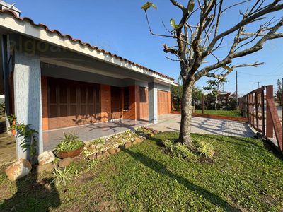 Casa, 3 quartos, 180 m² - Foto 1