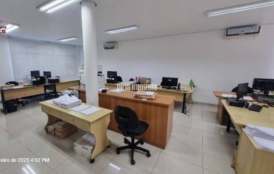 Casa, 5 quartos, 212 m² - Foto 1