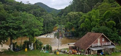 Pousada-Chalé, 6 quartos, 400 m² - Foto 1