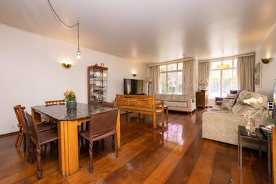 Casa, 5 quartos, 256 m² - Foto 1