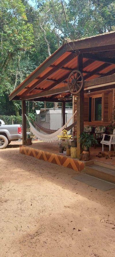 Chácara, 3 quartos, 2500 m² - Foto 1