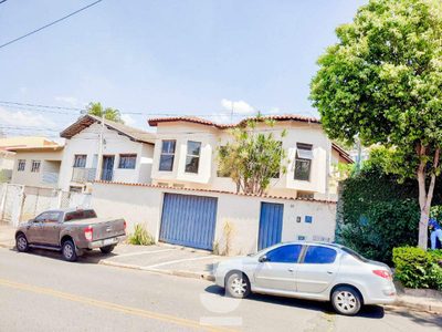 Casa, 4 quartos, 280 m² - Foto 2