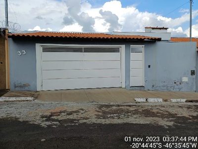 Casa, 2 quartos, 180 m² - Foto 1