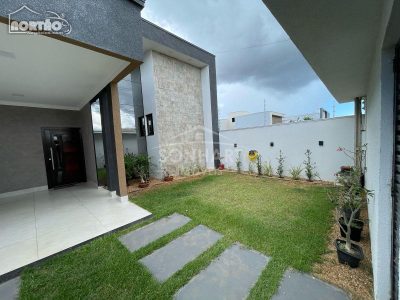 Casa, 3 quartos, 204 m² - Foto 2