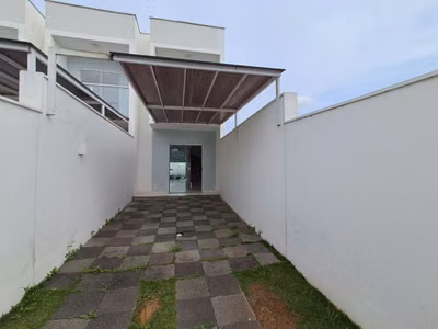 Casa, 2 quartos, 75 m² - Foto 1