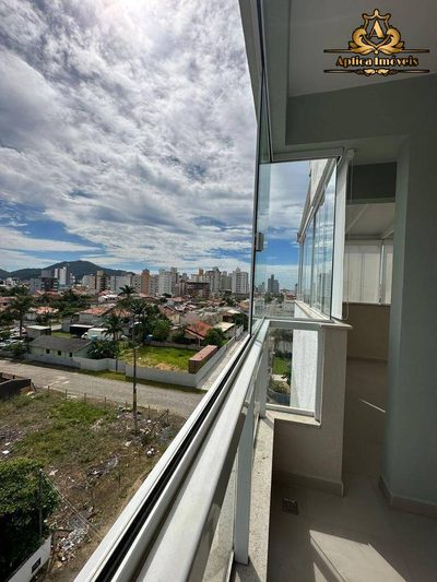 Apartamento, 3 quartos, 198 m² - Foto 1