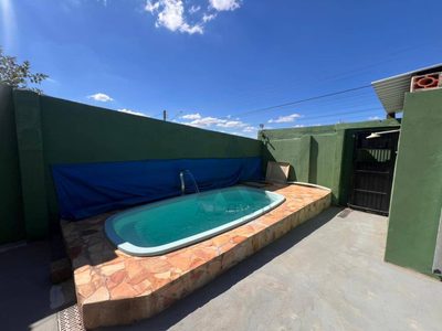 Casa, 2 quartos, 250 m² - Foto 1