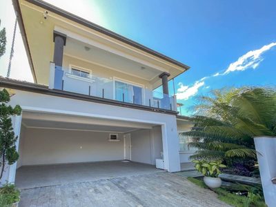 Casa, 3 quartos, 245 m² - Foto 1