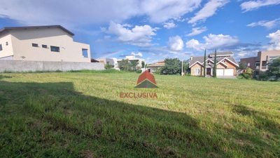 Loteamento e Condomínio, 700 m² - Foto 1