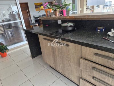 Apartamento, 3 quartos, 213 m² - Foto 2