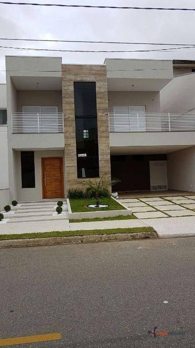 Sobrado, 3 quartos, 215 m² - Foto 1