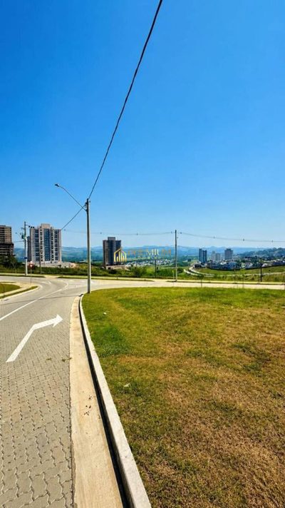 Loteamento e Condomínio, 530 m² - Foto 1